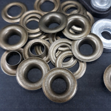 Oczka 8mm/10szt ręczny montaż 3711