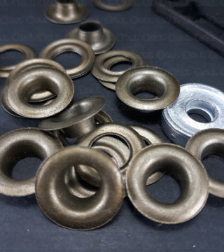 Oczka 8mm/10szt ręczny montaż 3711