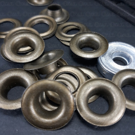 Oczka 8mm/10szt ręczny montaż 3711