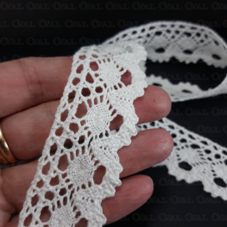 Cotton lace S 30mm/1 yard cream 3716