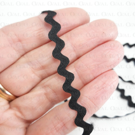 Taśma zygzak ,fala ozdobna 4mm/50m    3730