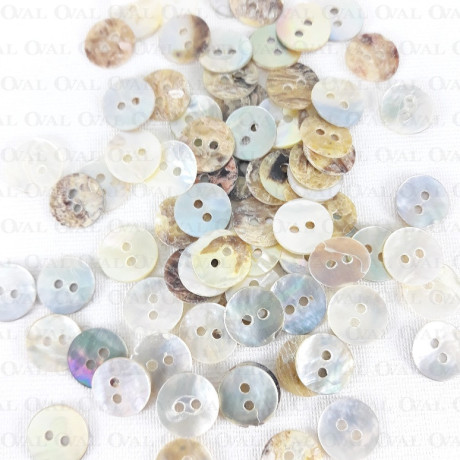 Button made of natural shell J 10.2mm/200pcs 3733