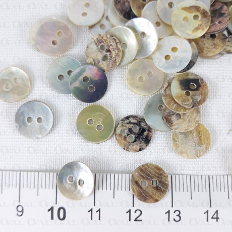 Button made of natural shell J 10.2mm/200pcs 3733