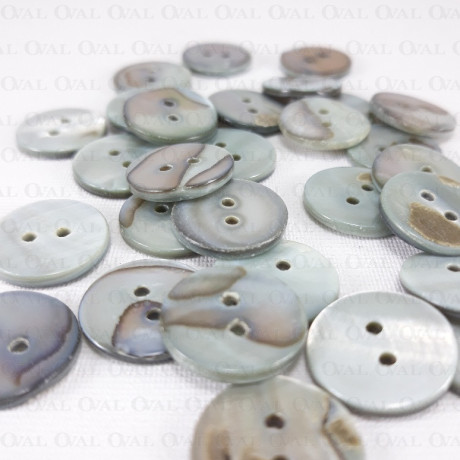 Button made of natural shell 11.5mm, 13mm / 10 pieces 798