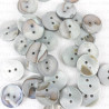 Guzik z naturalnej muszli 15mm/10szt   798
