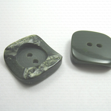 Guzik poliestrowy Pakiet 10szt. 19mm nr 1083