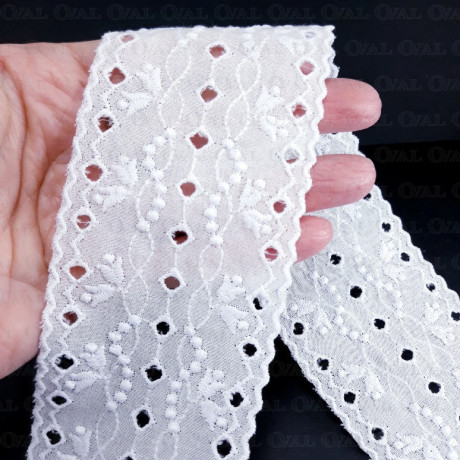 lace in English, English embroidery, embroidery in English, laces, embroideries