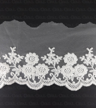 Lace embroidery on tulle 90 mm / 14 y cream 3799