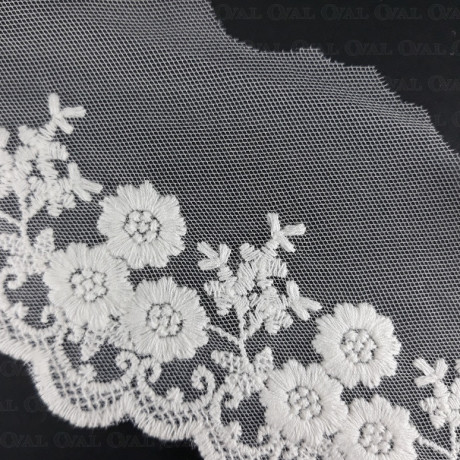 Koronka haft na tiulu 90mm/15,5 y  ecru   3799