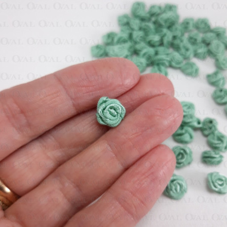 Różyczka Atłasowa 10mm/10 lub 50szt nr: 3810