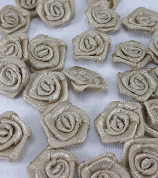 Różyczka Atłasowa 18mm/10 lub 50szt beż  nr: 3830