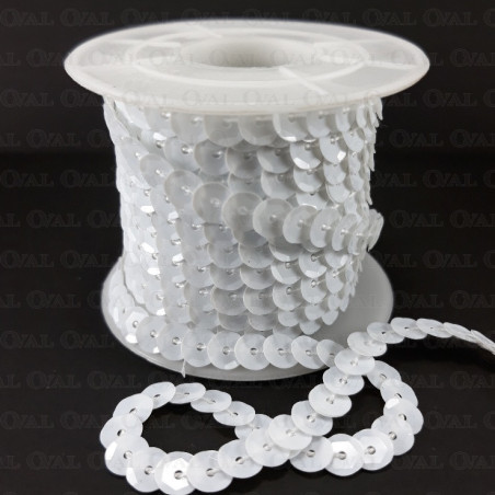 Cekiny  na taśmie 10yard  białe  208