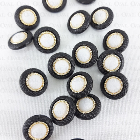 Guzik plastikowy 15mm/10szt  676