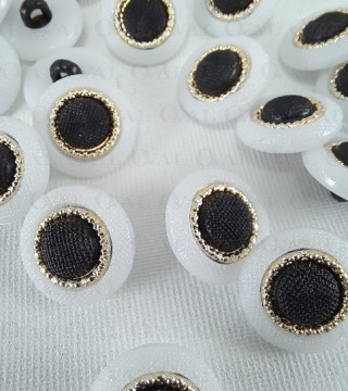 Guzik plastikowy 15mm/10szt  556