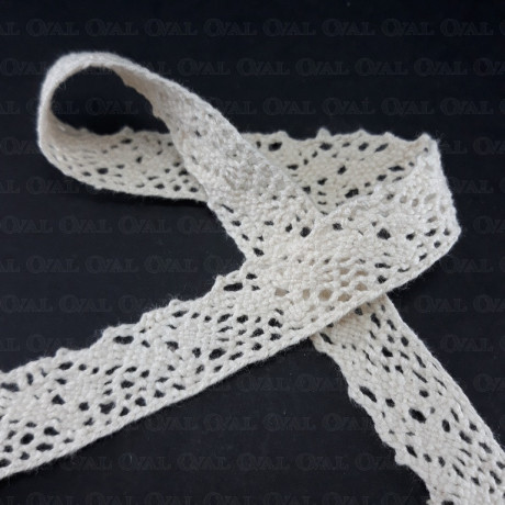 Cotton lace 16mm / 20 yards ecru 3861