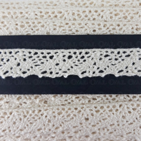 Cotton lace 16mm / 20 yards ecru 3861