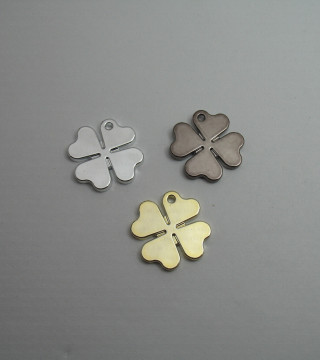 Przywieszka plastikowa Kończynka