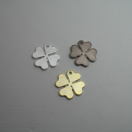 Plastic charm Clover no. 1173