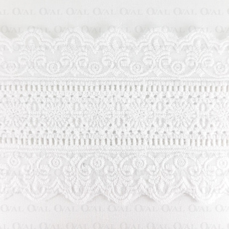 Koronka 105mm/1y  haft angielski 2637