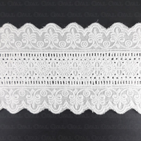 Koronka 105mm/1y  haft angielski 2637