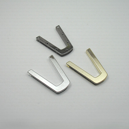 Plastic neckline (horseshoe) for sewing no. 1175