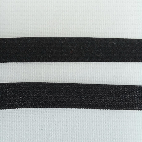 Guma obszywkowa 8mm /1 czarna  3878