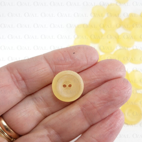 Guzik poliestrowy 15mm/ 144szt 671