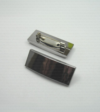 Ozdobna plastikowa broszka nr 723