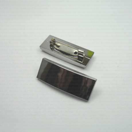 Ozdobna plastikowa broszka nr 723