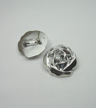 Decorative plastic brooch no. 1185