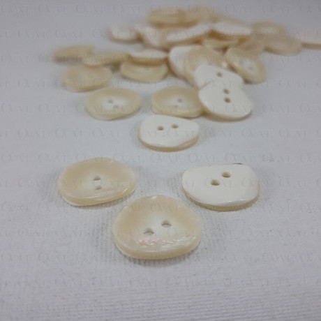 Guzik poliestrowy 15,5mm/144szt  4032