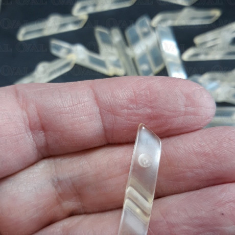 Guzik poliestrowy 32mmx6mm/50szt  4033