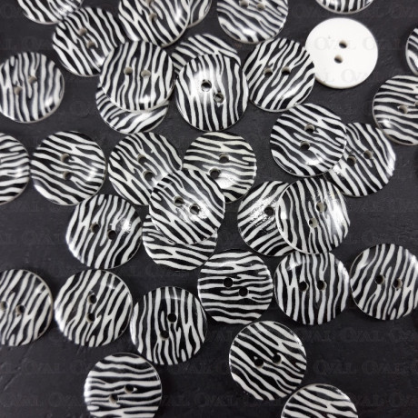 Guzik poliestrowy 15mm/144szt  4036