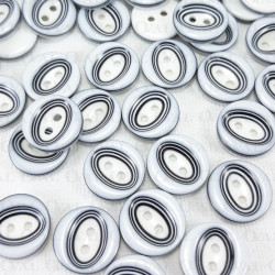 Guzik poliestrowy biało granatowe 12,5mm/100szt 4048 Guzik poliestrowy biało granatowe 12,5mm/100szt 4048