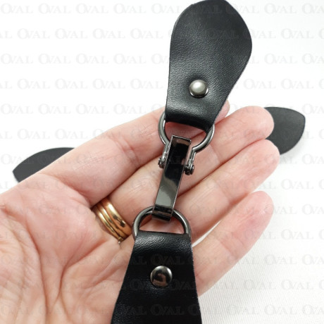 Fastening with 825 skin