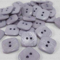 Guzik poliestrowy 17x17mm/10 lub 144szt 956 Guzik poliestrowy 17x17mm/10 lub 144szt 956