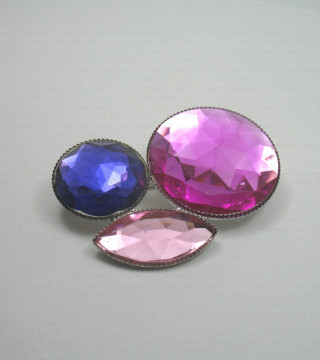 Decorative brooch - metal no. 1287