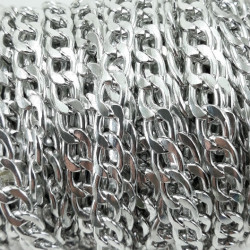 Łańcuch 13,5x8,6mm/20m srebrny 3868 Łańcuch 13,5x8,6mm/20m srebrny 3868