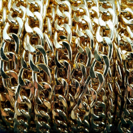 Łańcuch 13,5x8,6mm/20m złoty 2126