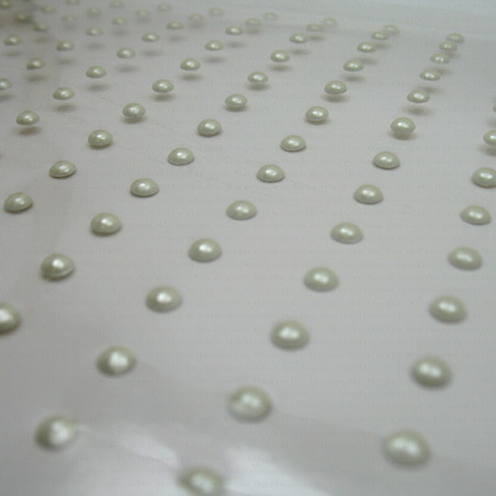Thermal studs – A4 sheet white pearls 4mm no. 1315
