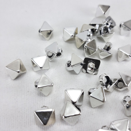 Guzik piramida 8 x 8mm/288 lub 1000szt srebrna 4157 - 23042