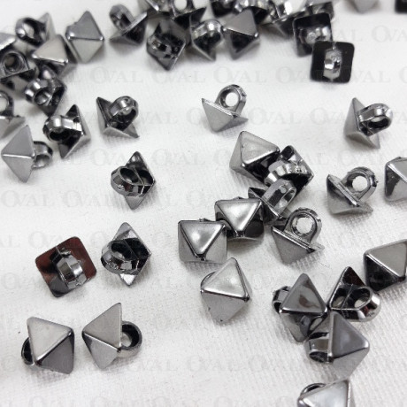 Guzik piramida 8 x 8mm/ 100szt ciemny nikiel  4158