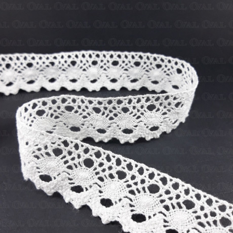 Cotton lace 28mm/20 yards white 3169