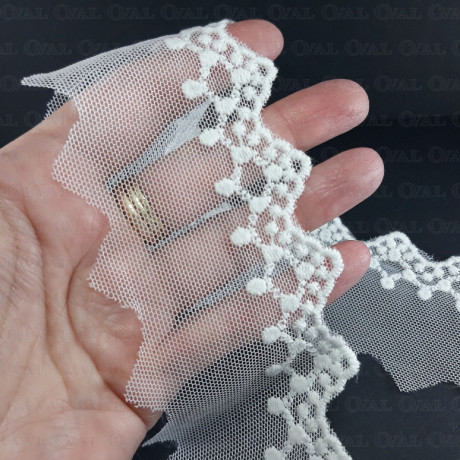Lace embroidery on tulle 60mm/20y cream 4774