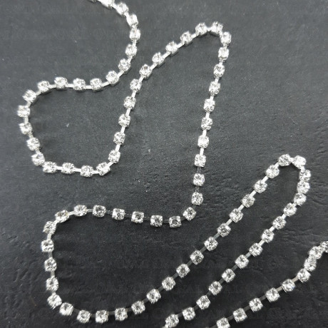 Cubic zirconia chain 2, 3, 4 mm / 1 or 10 yards 2485
