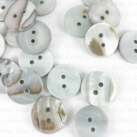 Guzik z naturalnej muszli 15mm/10szt   798