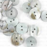 Guzik z naturalnej muszli 15mm/10szt   798