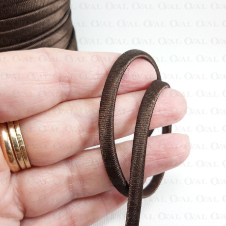 Brown satin cord trim 69m 3608