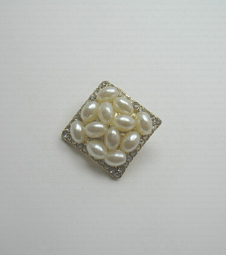 Decorative metal pin no. 1336