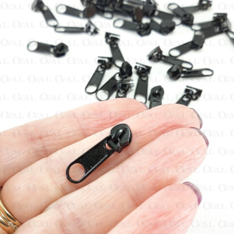 Slider for bedding tape, 10 pcs or 1000 pcs, metal with end piece 4841